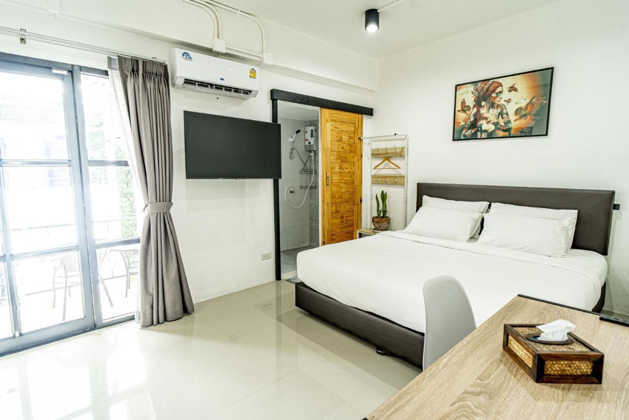 Laewan Guesthouse バーン・タイ エクステリア 写真