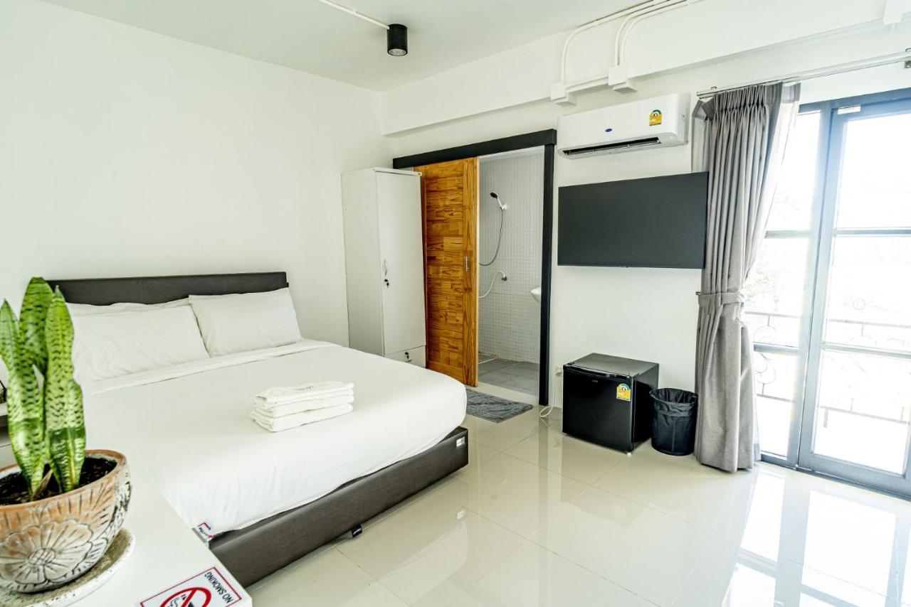 Laewan Guesthouse バーン・タイ エクステリア 写真